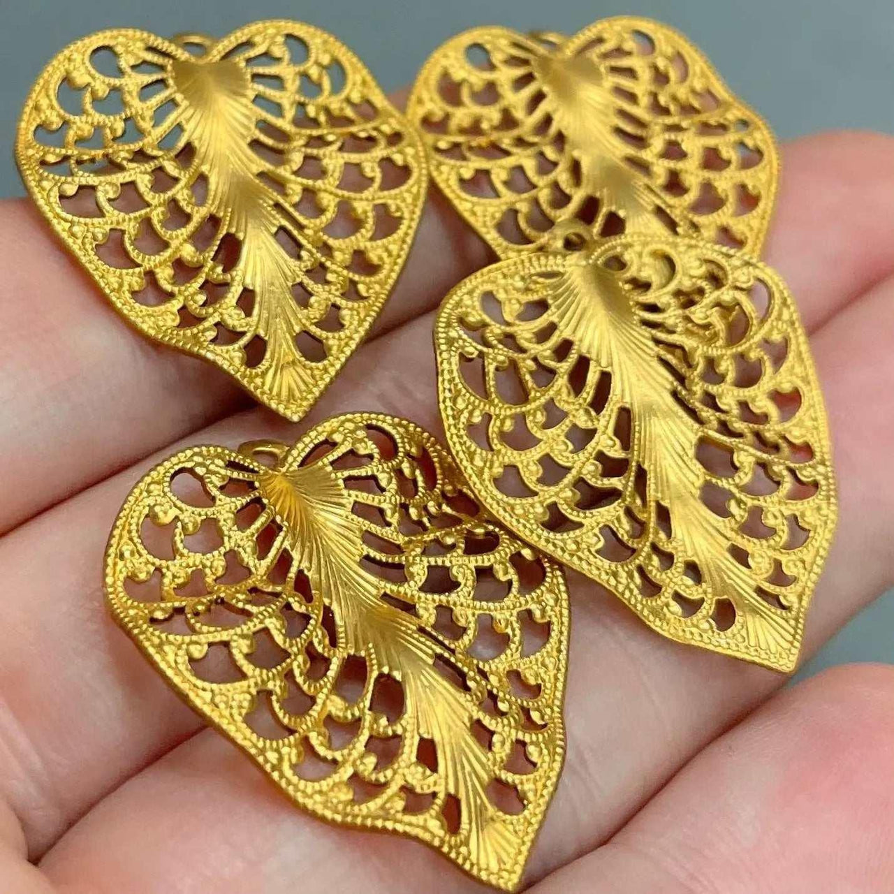4 Vintage Brass Lacy Leaf Metal Pendants - Sea Beads