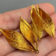 4 Vintage Brass Leaf Connecter Pendants - Sea Beads