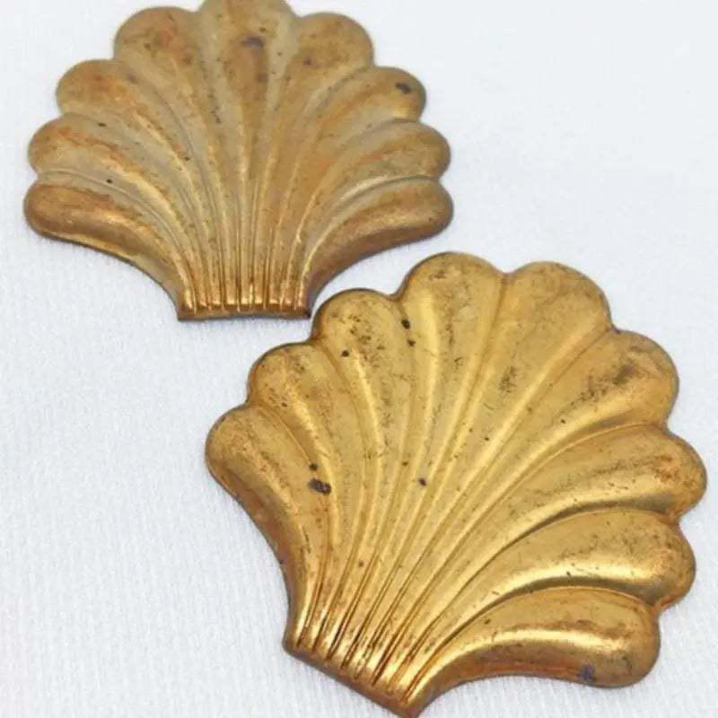4 Vintage Brass Shell Metal Stampings - Sea Beads
