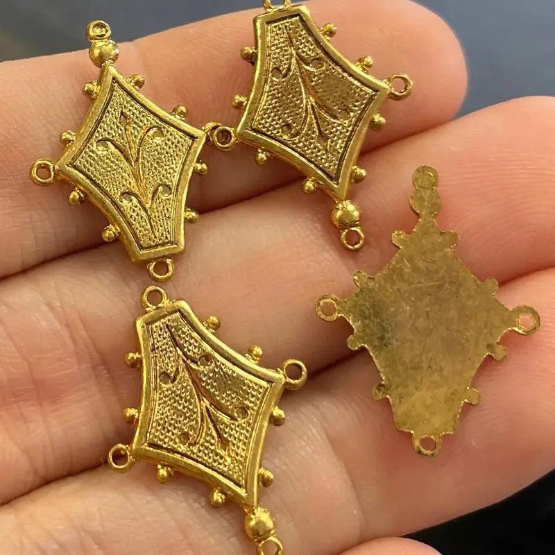 4 Vintage Gold Plated Victorian Style Connector Charms - Sea Beads