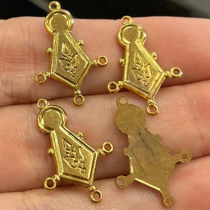 4 Vintage Gold Plated Victorian Style Connector Pendants - Sea Beads