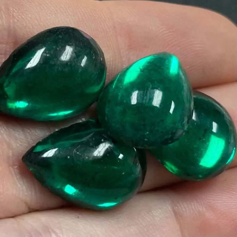 4 Vintage Green Emerald Pear Glass Cabochons - Sea Beads
