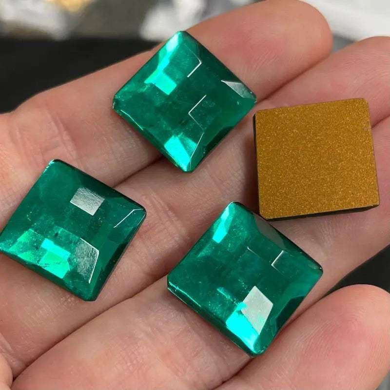 4 Vintage Green Emerald Square Glass Cabochons - Sea Beads