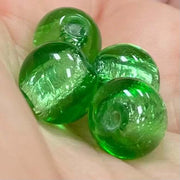 4 Vintage Green Foil Round Glass Beads - Sea Beads