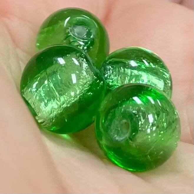 4 Vintage Green Foil Round Glass Beads - Sea Beads