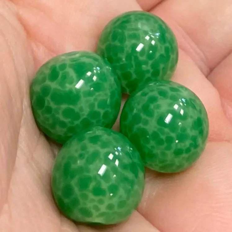 4 Vintage Green Jadeite Japan Mottled Round Glass Beads - Sea Beads