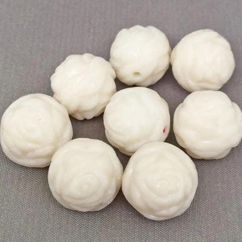 4 Vintage Ivory Cream Carved German Rose Glass Beads - Sea Beads