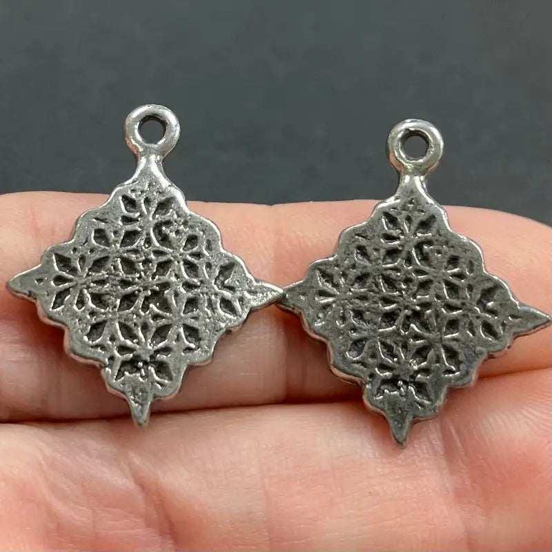 4 Vintage Silver Pewter Orchid Mandala Metal Pendants - Sea Beads