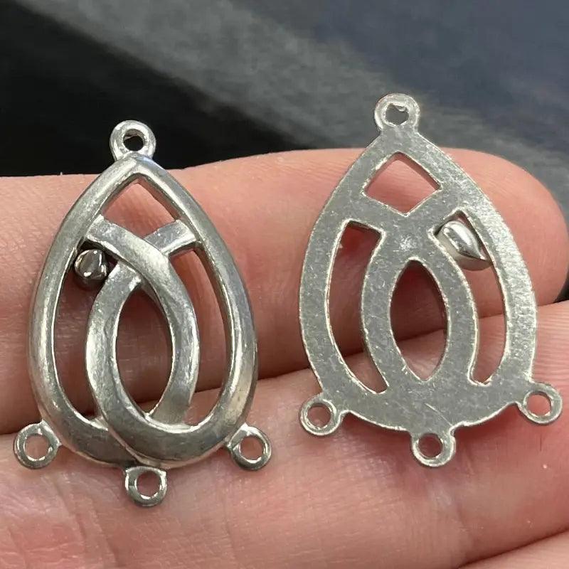 4 Vintage Silver Plated Deco Metal Connectors - Sea Beads