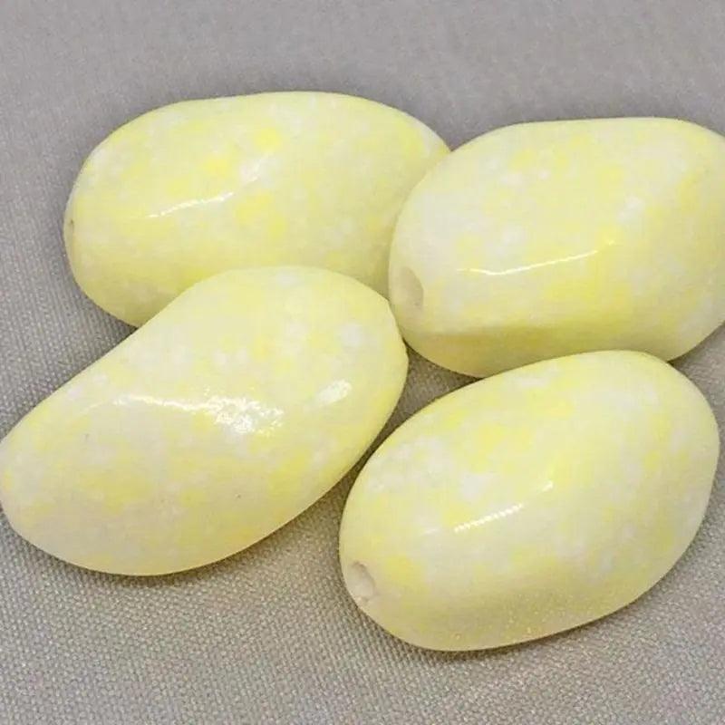 4 Vintage Yellow Buttercream Japan Glass Beads - Sea Beads