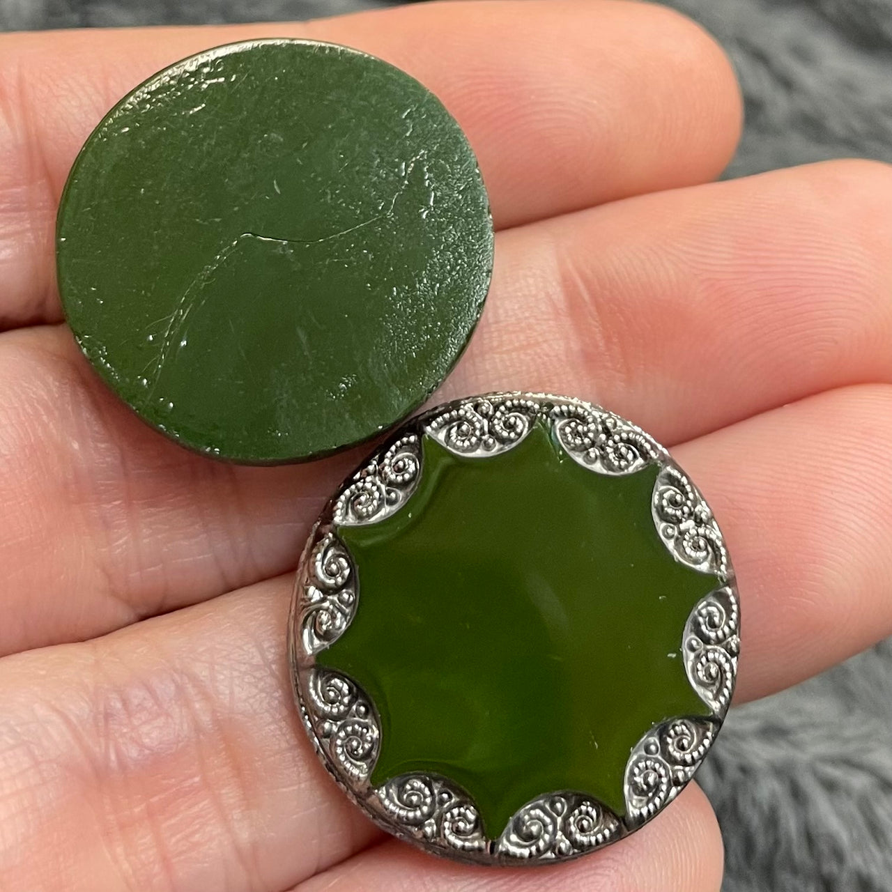 2 Vintage Green Olive German Marcasite Round Glass Cabochons