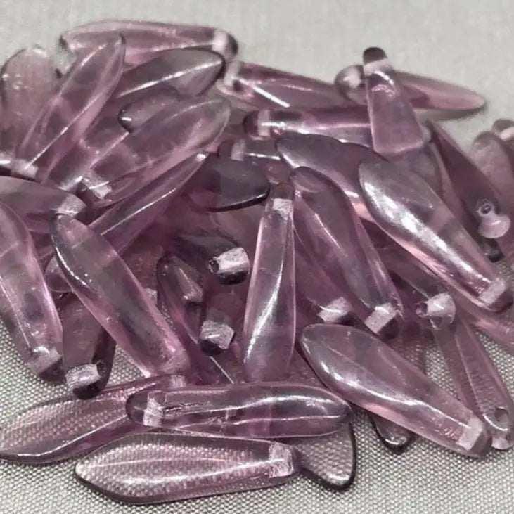 Glass Beads - 50 Amethyst Czech Dagger Glass Beads Set