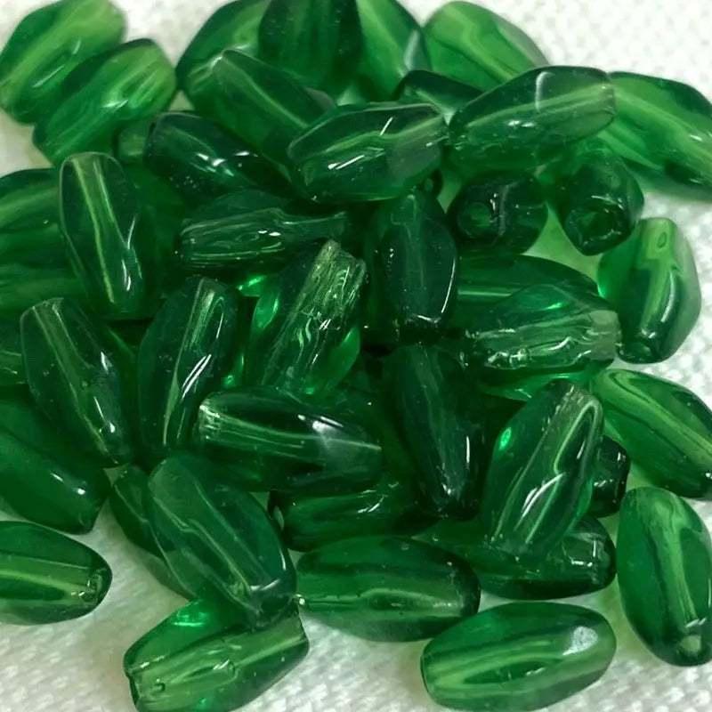 50 Vintage Green Diamond Oval Glass Beads - Sea Beads