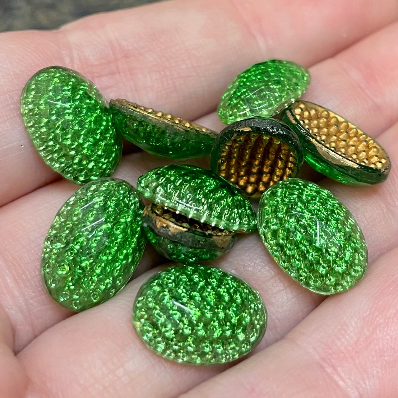 10 Vintage Green Czech Reflector Glass Stones