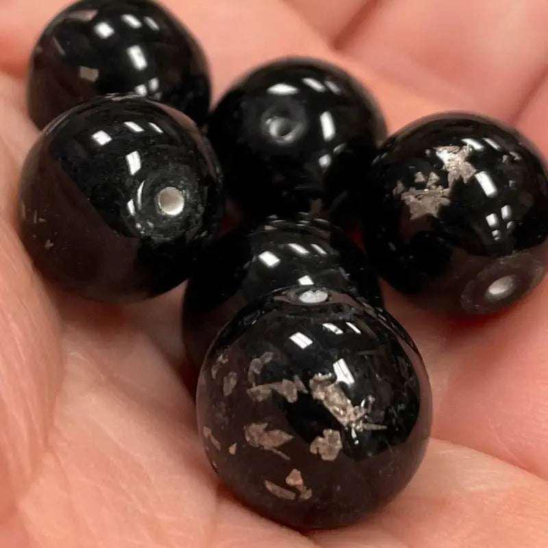 6 Vintage Black Foil Round Glass Beads - Sea Beads