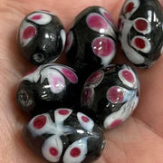 6 Vintage Black Pink Oval Glass Beads - Sea Beads