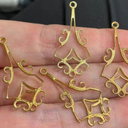 6 Vintage Brass Classic Style Pendant Connectors - Sea Beads