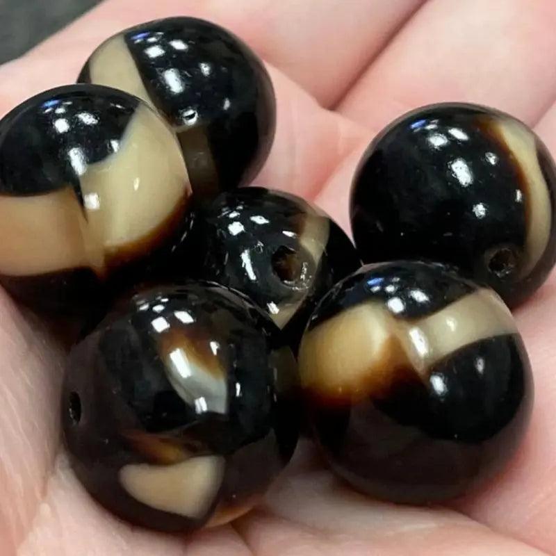 6 Vintage Brown Dark Striped Tan Round Glass Beads - Sea Beads