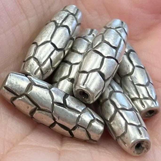 6 Vintage Silver Plated Pewter Oval Metal Beads - Sea Beads