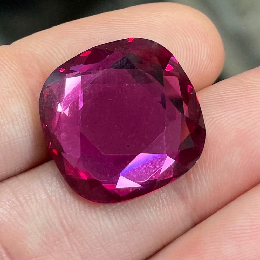 1 Vintage Fuchsia Art 2470 Swarovski Crystal Cabochon