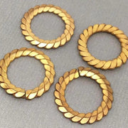 8 Vintage Brass Metal Spiral Split Rings - Sea Beads