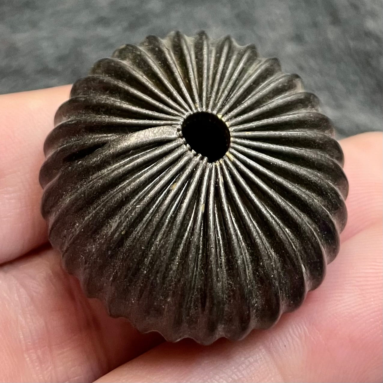 1 Vintage Brass Antiqued Large Corrugated Bead