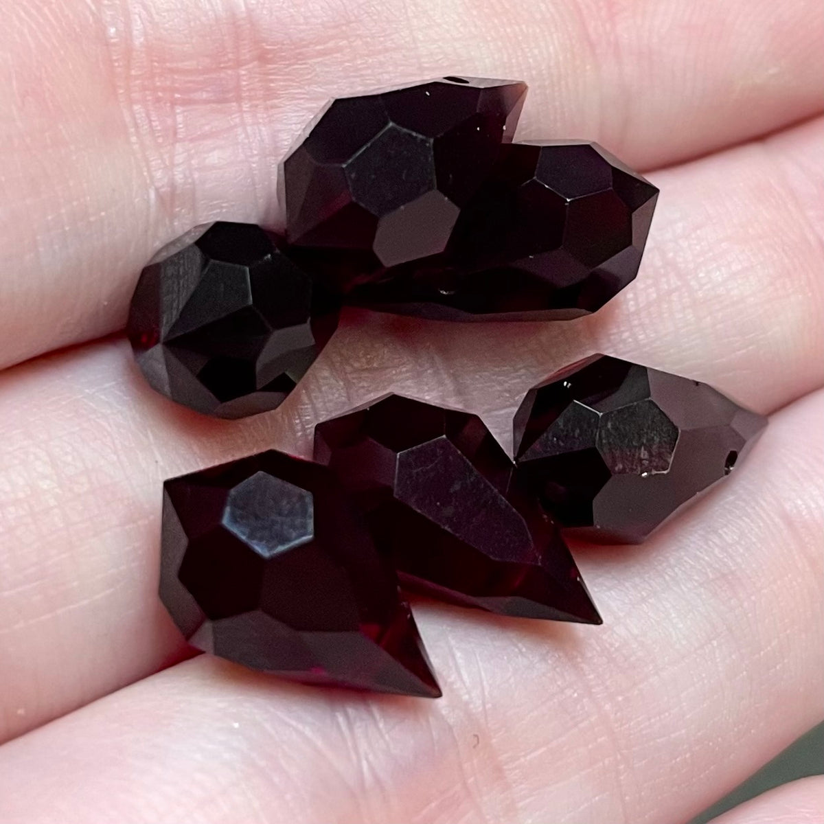 6 Garnet Swarovski Briolette Crystal Beads 14x9mm