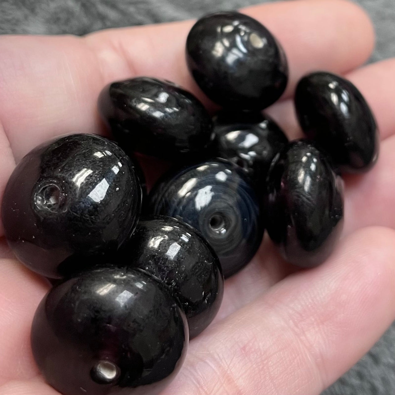 10 Vintage Dark Purple Glass Beads
