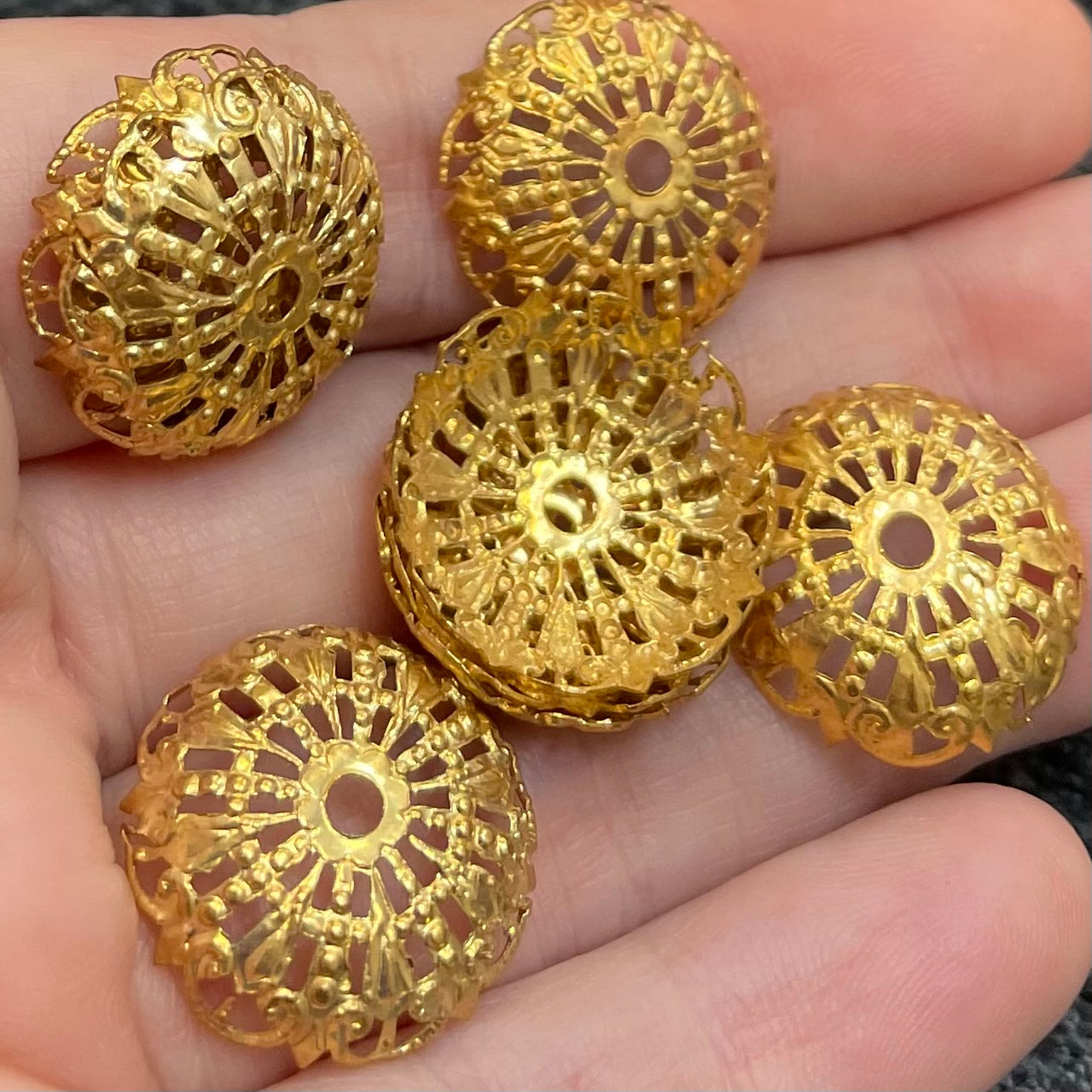 8 Vintage Brass Filigree Metal Bead Caps