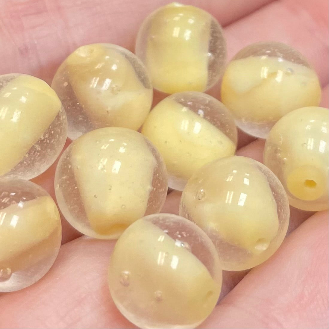 10 Vintage Clear Golden Beige Round Glass Beads