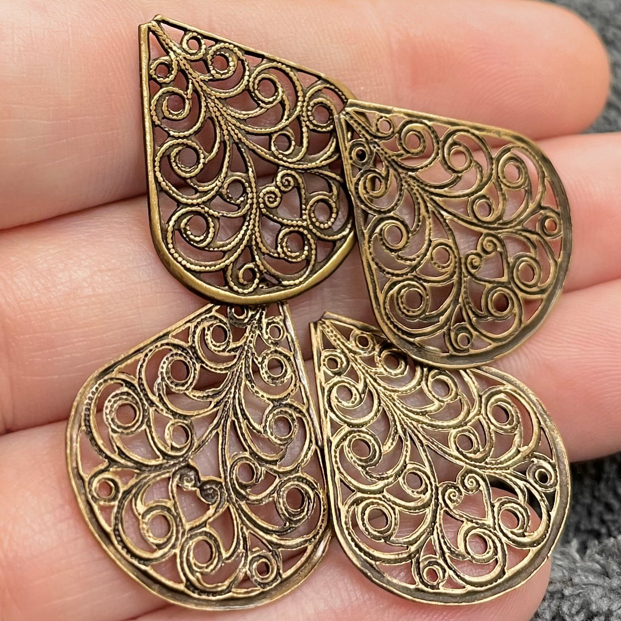 10 Vintage Antiqued Brass Filigree Stampings
