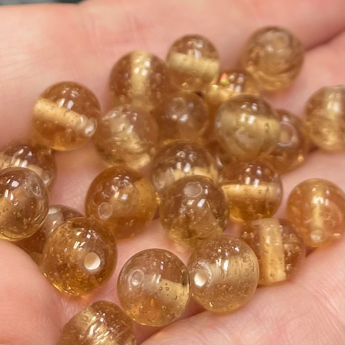 25 Vintage Champagne Round Glass Beads