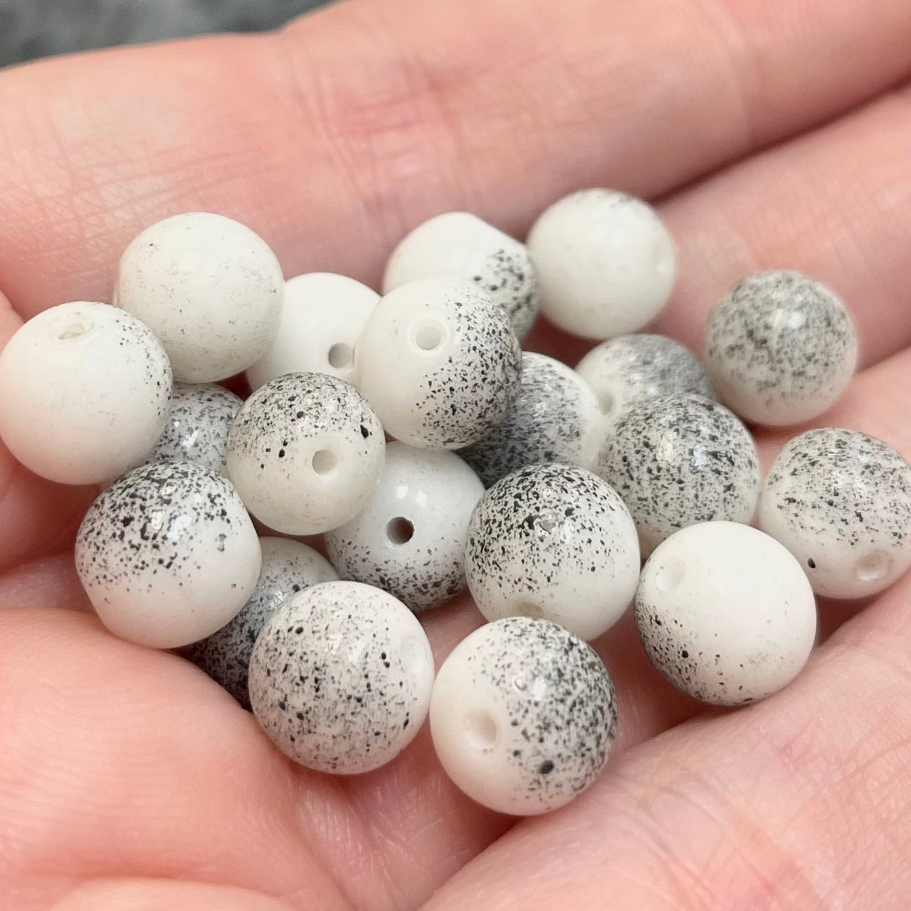 20 Vintage White Charcoal Japan Round Glass Beads