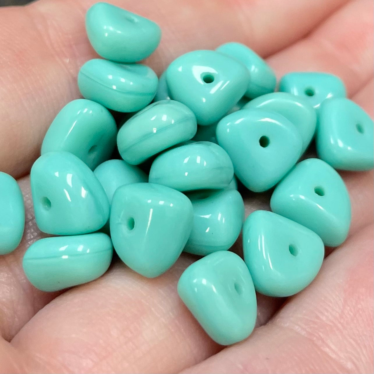 25 Vintage Aqua Teal Czech Triangle Glass Beads