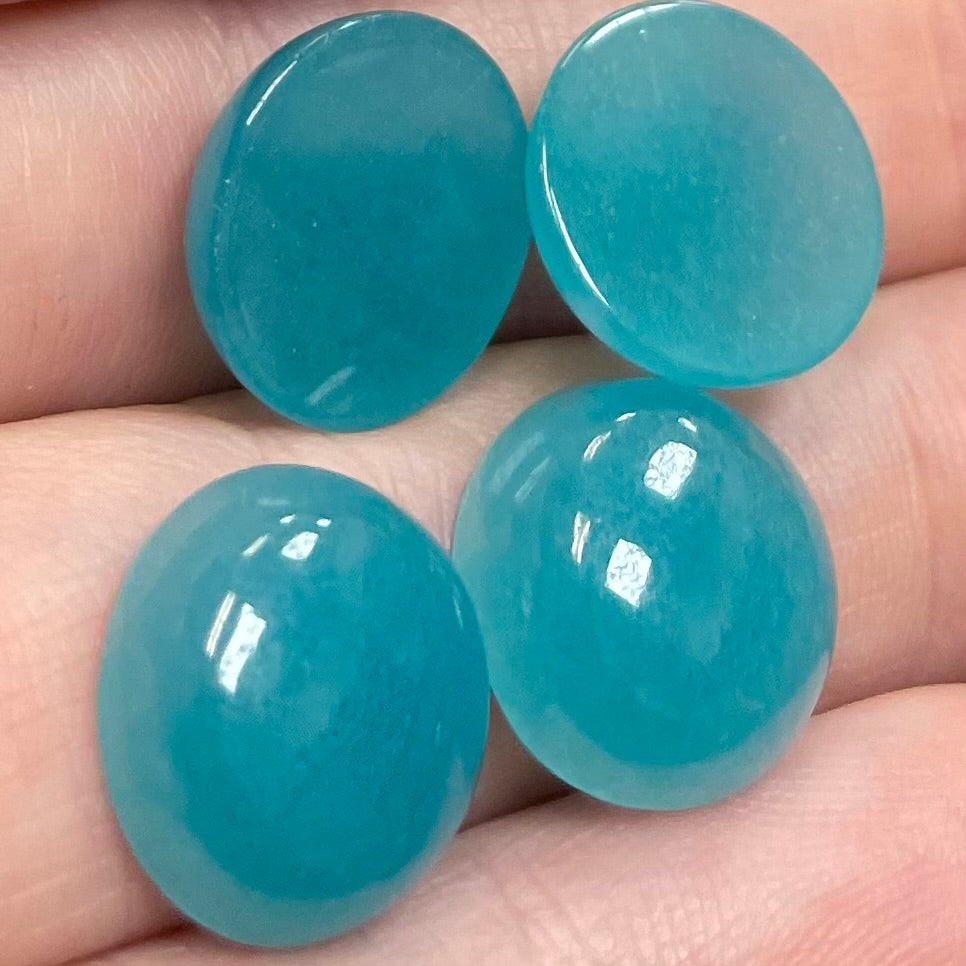 4 Vintage Blue Aqua Dyed Gemstone Round Cabochons