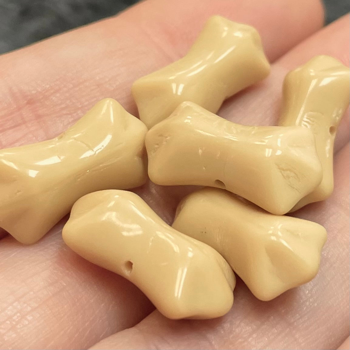 6 Vintage Beige German Glass Beads