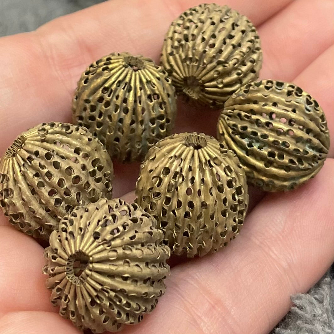 4 Vintage Gold Plated Large Hollow Round Metal Beads