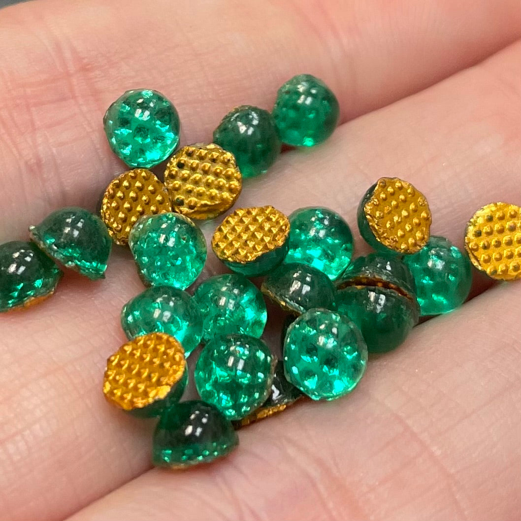 24 Vintage Reflective Emerald Green Czech Glass Cabochons