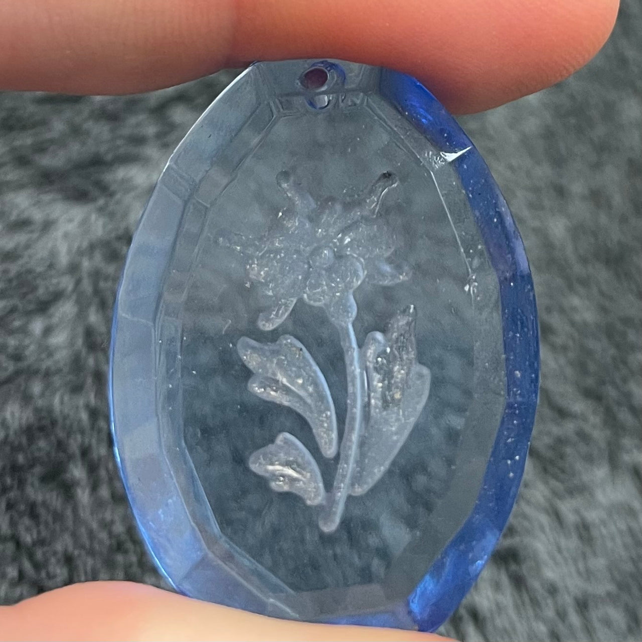 1 Vintage Blue Sapphire Intaglio Floral Faceted Glass Pendant