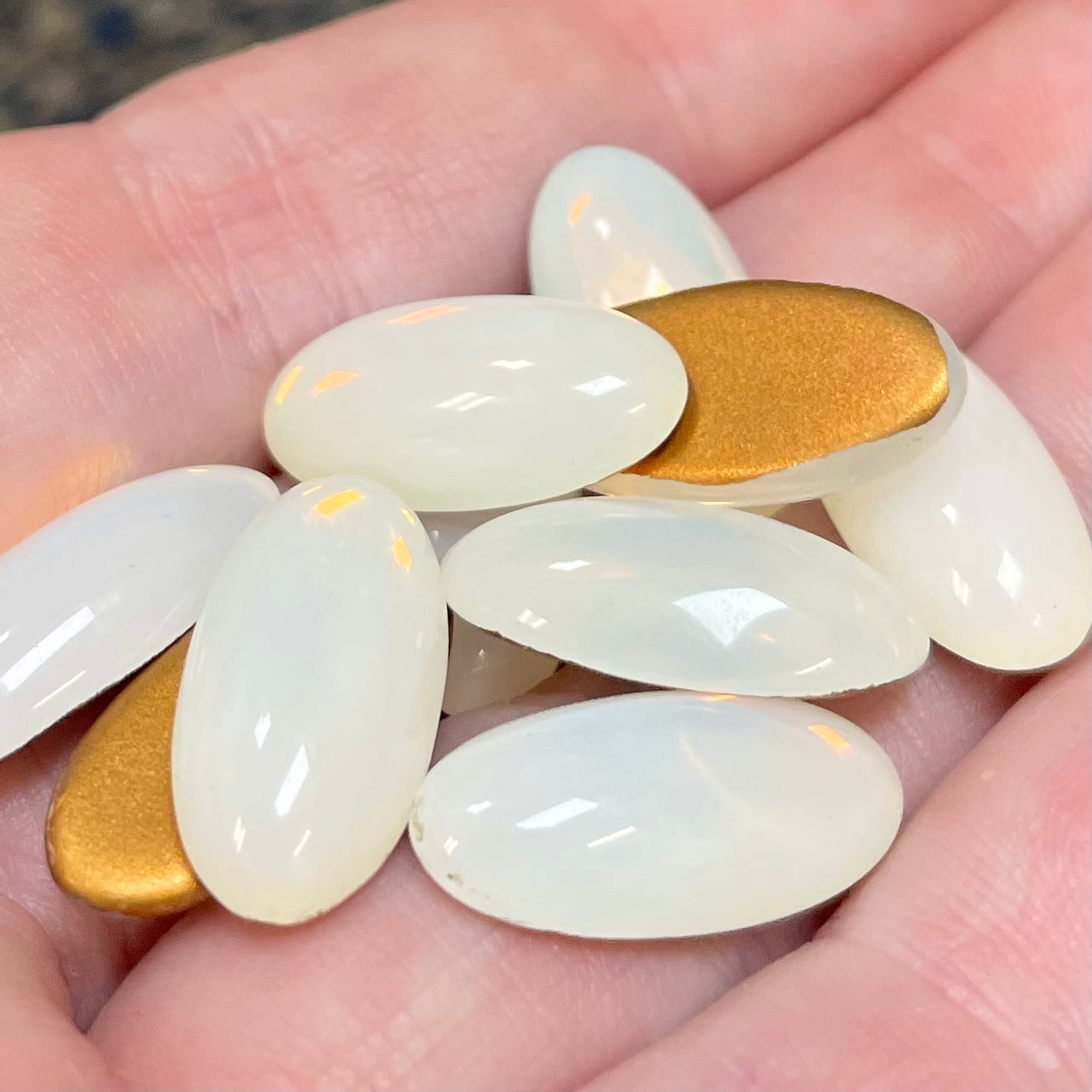 10 Vintage White Opal Oval Glass Cabochons 18mm
