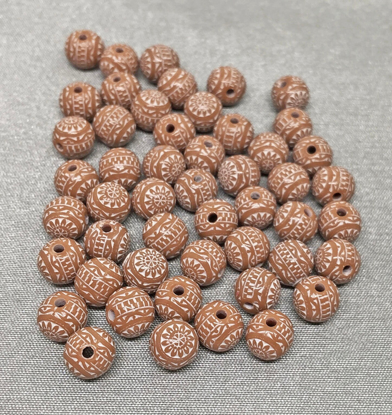 50 Vintage Brown White Lucite Round Beads 6mm