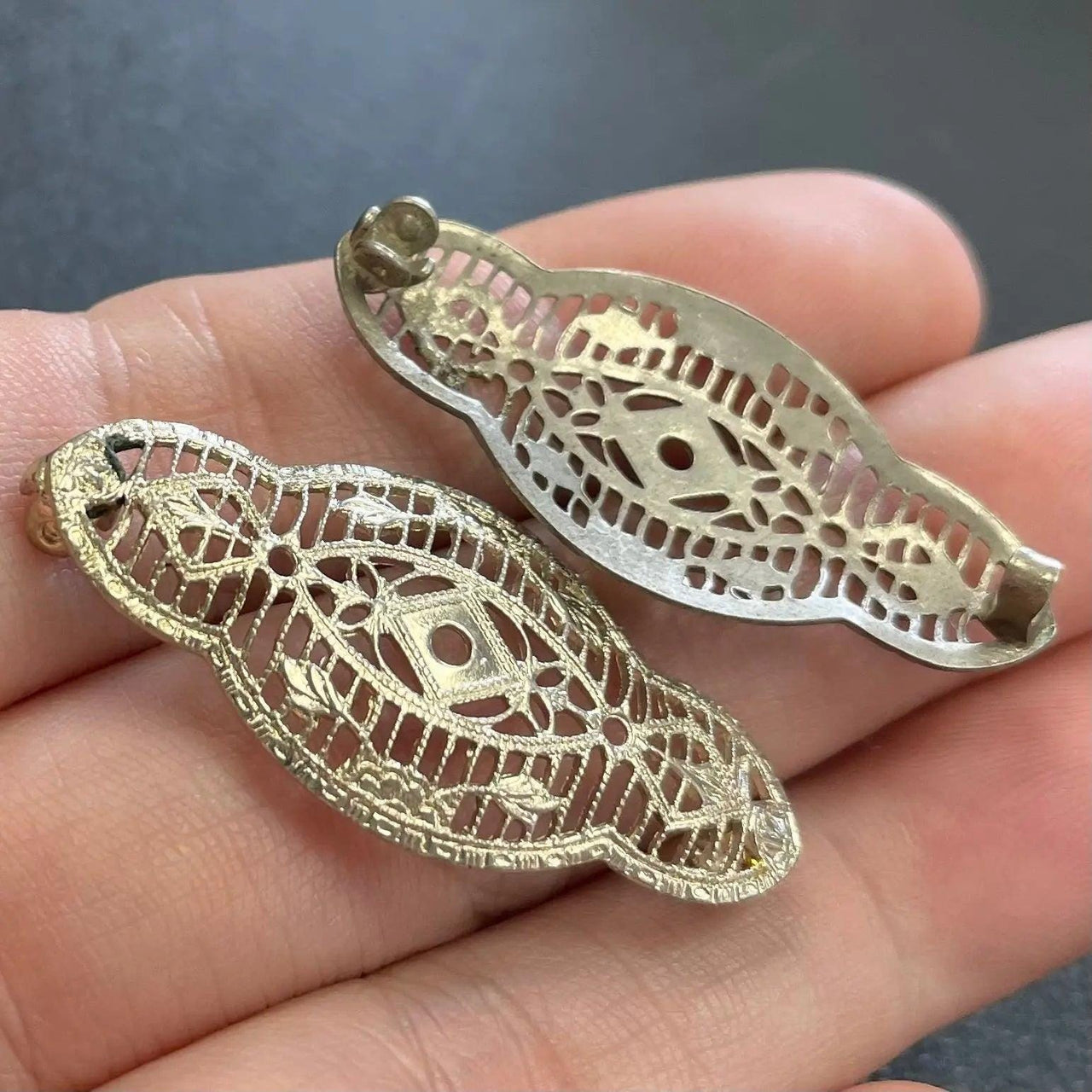 2 Victorian 1920's Classic Filigree Pin Fronts