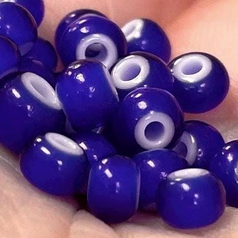 25 Vintage Blue Italian White Heart Glass Beads