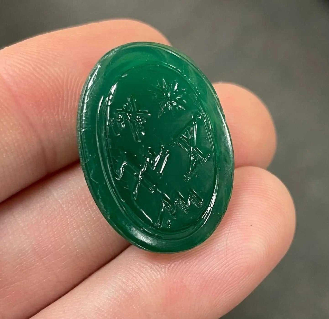 1 Vintage Green Jadeite Scarab Egyptian Oval Glass Cabochon