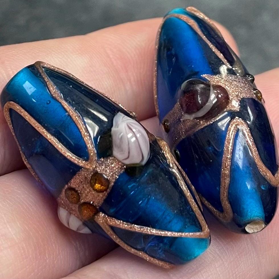 2 Vintage Blue Aqua Oval Glass Beads