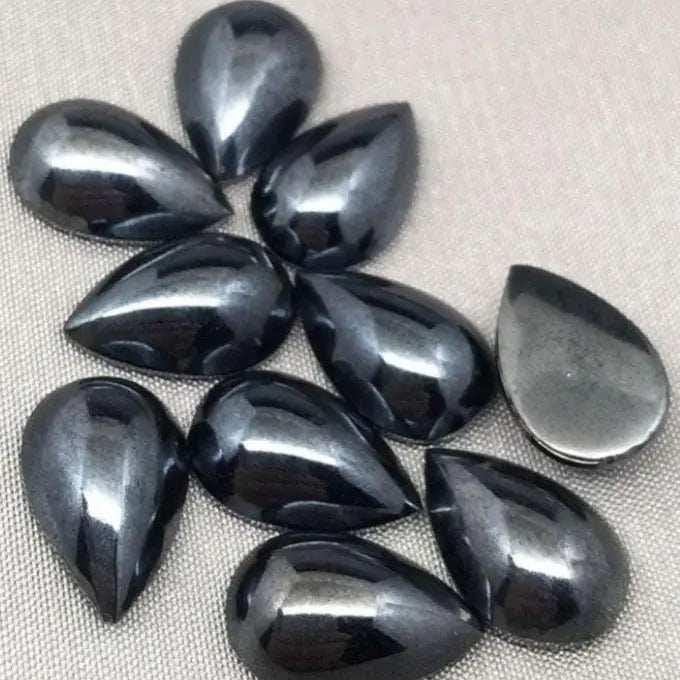 12 Vintage Gunmetal Pear Glass Stones