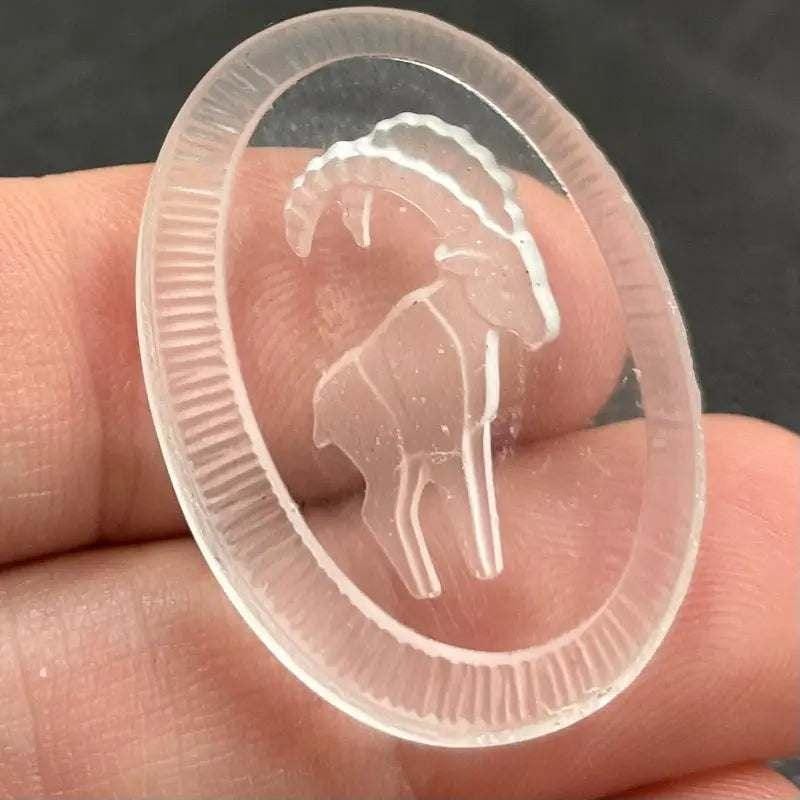1 Vintage Clear Intaglio Ram Glass Cabochon