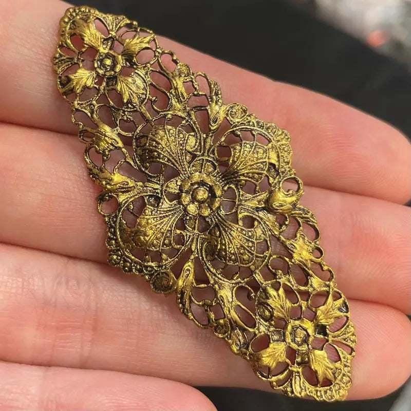 1 Vintage Gold Plated Antique Garden Filigree