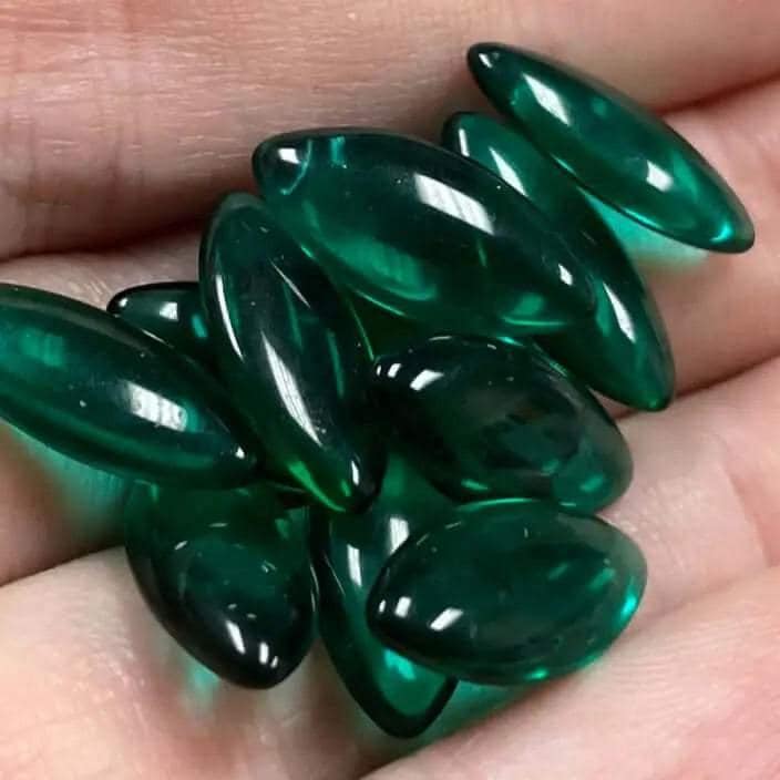 12 Vintage Green Emerald Navette Glass Stones