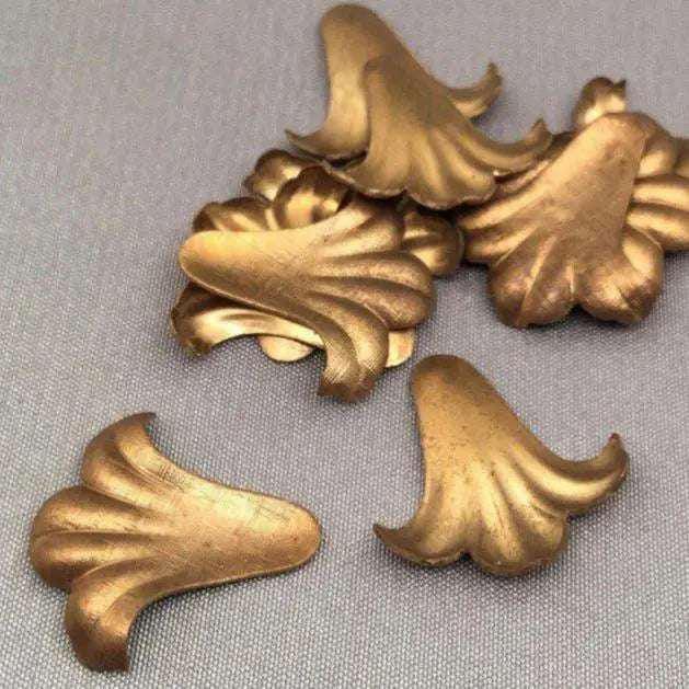 10 Vintage Brass Tulip Flower Metal Stampings